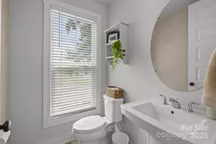 5006 Tiny Ln, Charlotte, NC 28203 - Photo 15