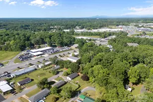 136 Kent Dr, Forest City, NC 28043 - Photo 17