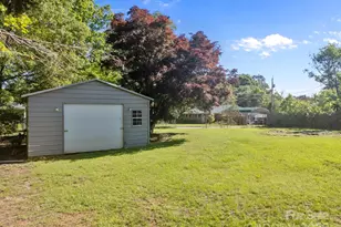 136 Kent Dr, Forest City, NC 28043 - Photo 11