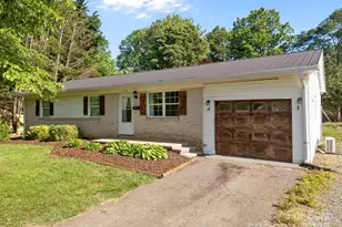 136 Kent Dr, Forest City, NC 28043 - Photo 3