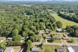 136 Kent Dr, Forest City, NC 28043 - Photo 13