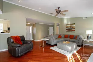 9131 Glisson Ct, Charlotte, NC 28210 - Photo 3