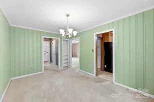 2030 Leslie Dr, Gastonia, NC 28054 - Photo 7