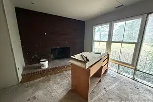 8106 Mt Holly Rd, Charlotte, NC 28214 - Photo 13