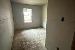 8106 Mt Holly Rd, Charlotte, NC 28214 - Photo 21