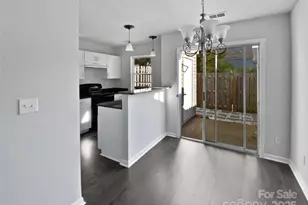 6086 Cougar Ln, Charlotte, NC 28269 - Photo 9