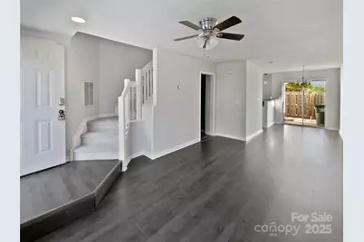 6086 Cougar Lane, Charlotte, NC 28269 - Photo 7