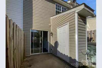6086 Cougar Lane, Charlotte, NC 28269 - Photo 5