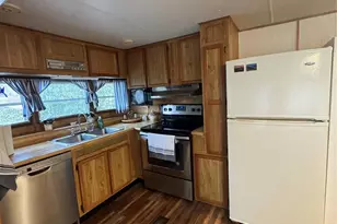 103 Teaberry Ln, Newland, NC 28657 - Photo 11