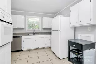 228 Seneca Pl, Charlotte, NC 28210 - Photo 11