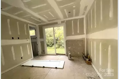 217 Walnut Avenue #B, Charlotte, NC 28208 - Photo 11