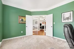 4501 Bellmore Ct, Charlotte, NC 28269 - Photo 15