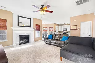 4501 Bellmore Ct, Charlotte, NC 28269 - Photo 5