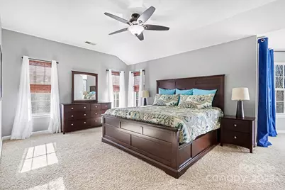 4501 Bellmore Court, Charlotte, NC 28269 - Photo 17