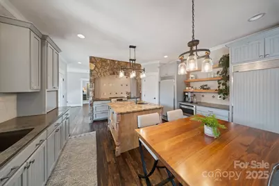 271 44th Avenue Circle NW, Hickory, NC 28601 - Photo 13