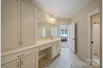 271 44th Avenue Circle NW, Hickory, NC 28601 - Photo 39