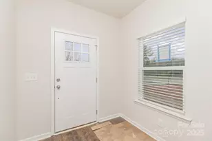 7304 Boswell Rd, Charlotte, NC 28215 - Photo 5