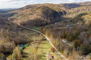 1922 Zacks Fork Rd, Lenoir, NC 28645 - Photo 9