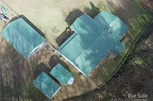 1922 Zacks Fork Rd, Lenoir, NC 28645 - Photo 17