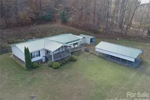 1922 Zacks Fork Rd, Lenoir, NC 28645 - Photo 27