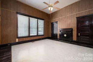 331 S Laurel St, Lincolnton, NC 28092 - Photo 11