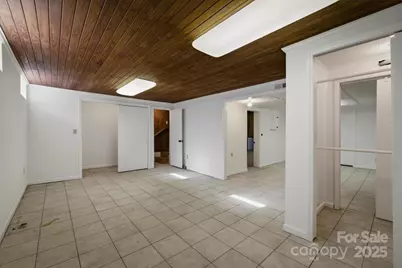 2705 W US 70 Highway, Morganton, NC 28655 - Photo 19