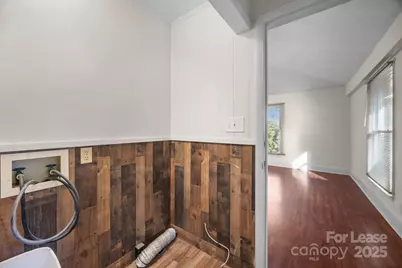 7010 Monroe Road, Charlotte, NC 28212 - Photo 9