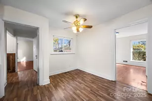 7010 Monroe Rd, Charlotte, NC 28212 - Photo 11