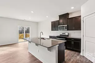 5556 Pamplona Wy, Charlotte, NC 28214 - Photo 7