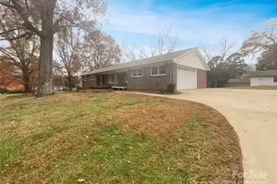 3378 Tanglewood Dr, Rock Hill, SC 29732 - Photo 7