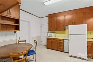 1120 Davie Ave, Statesville, NC 28677 - Photo 25