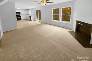 2701 Buckleigh Dr, Charlotte, NC 28215 - Photo 13