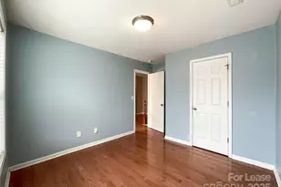 3021 Gloxinia Rd, Charlotte, NC 28215 - Photo 13