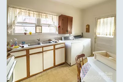 141 Burleson Drive, Bakersville, NC 28705 - Photo 15