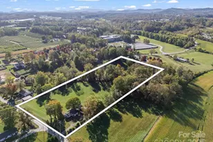 628 New Hope Rd, Flat Rock, NC 28731 - Photo 3