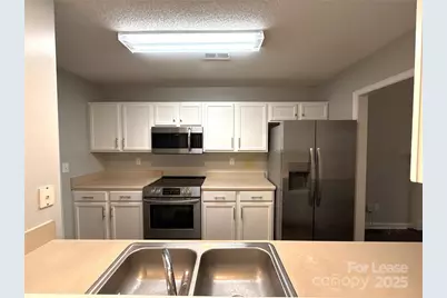 6018 Patric Alan Court, Charlotte, NC 28216 - Photo 5