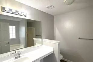 6018 Patric Alan Ct, Charlotte, NC 28216 - Photo 9