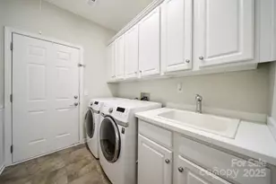 10411 Bethpage Dr, Fort Mill, SC 29707 - Photo 25