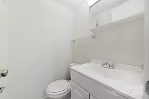 824 6th St NW, Hickory, NC 28601 - Photo 15