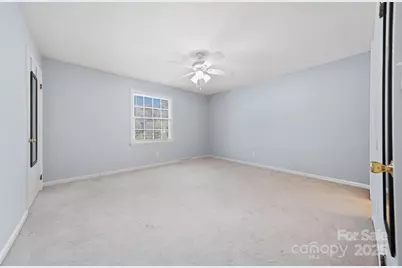 824 6th Street NW #5, Hickory, NC 28601 - Photo 19