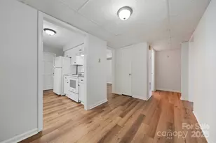 824 6th St NW, Hickory, NC 28601 - Photo 5