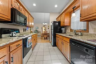 24 Pine Bluff Rd, Whittier, NC 28789 - Photo 13