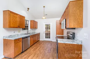 6104 Steelewood Pl, Charlotte, NC 28269 - Photo 7