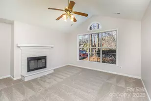 6104 Steelewood Pl, Charlotte, NC 28269 - Photo 11