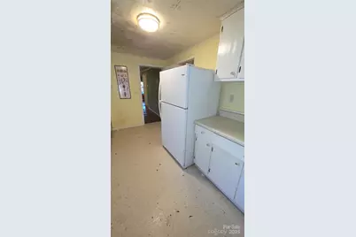 39 Henry Road, Sylva, NC 28779 - Photo 5