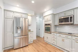 93 Cresthaven Dr, Clyde, NC 28721 - Photo 11