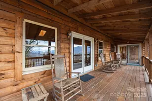 75 Red Oak Ln, Waynesville, NC 28786 - Photo 3