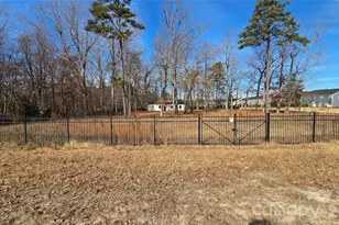 9121 Hutchinson Ln, Charlotte, NC 28216 - Photo 19