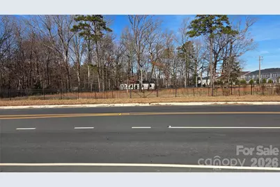 9121 Hutchinson Lane, Charlotte, NC 28216 - Photo 17