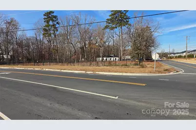 9121 Hutchinson Lane, Charlotte, NC 28216 - Photo 9